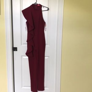 Xtaren Deep red jumpsuit